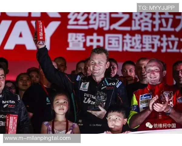 实时新闻深度对话周磊在英雄联盟世界中的成长与挑战之路